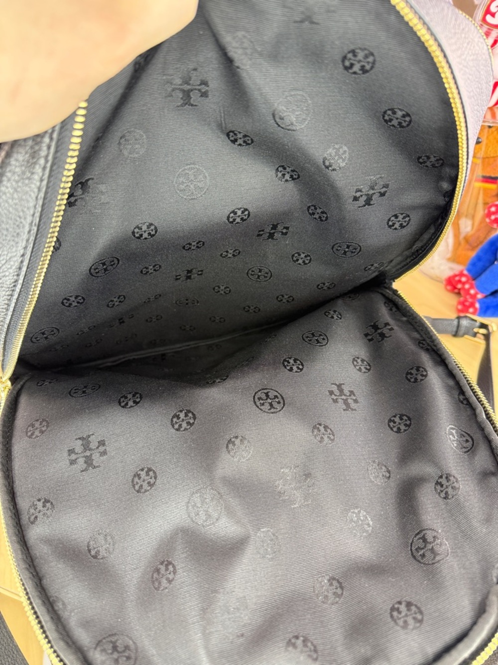 💥TORY BURCH - Thea Pebbled Leather Backpack - 75U995 - Picture 17 of 17